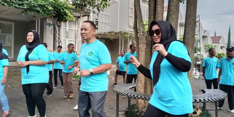 Energi Pagi, Pikiran Jernih, dan Asa Baru Pemuda Pelopor Senam Kebugaran & Pelatihan Wirausaha Bersama Ir. H. Supriyono di Kota Batu