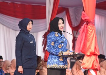 Wabup Sidoarjo Mimik Idayana Pimpin Upacara Peringatan HUT ke-54 Korpri di MPP Sidoarjo