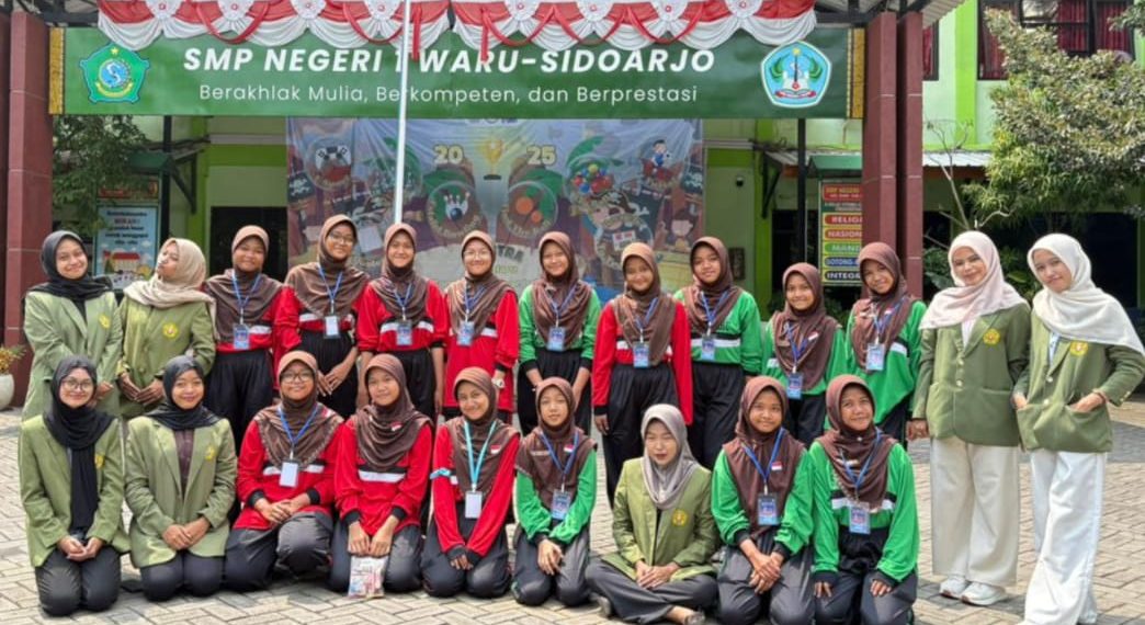 Mahasiswa UPN “Veteran” Jawa Timur Gaungkan Moderasi Beragama di SMPN 1 Waru Sidoarjo