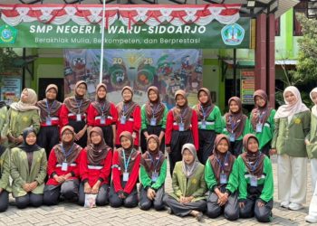 Mahasiswa UPN “Veteran” Jawa Timur Gaungkan Moderasi Beragama di SMPN 1 Waru Sidoarjo