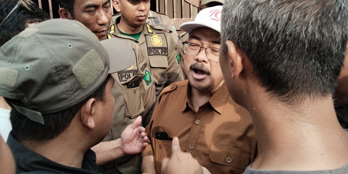 Pemkab Sidoarjo Gagal Bobol Tembok Mutiara Regency, Warga Ungkap Cacat Tata Ruang dan Izin