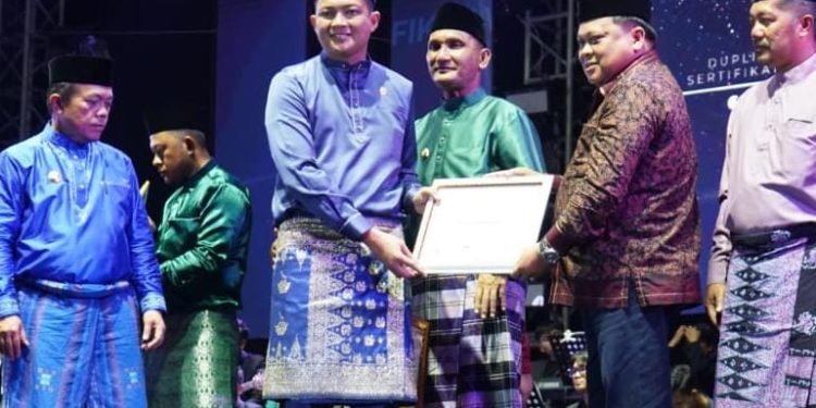 Prasasti Karang Berahi Resmi Jadi Cagar Budaya Nasional