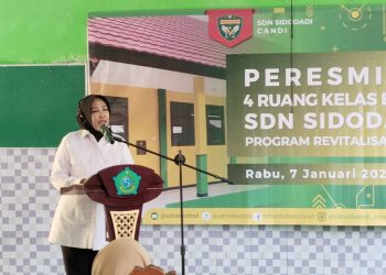 Revitalisasi Pendidikan Digenjot, Wabup Mimik Resmikan Empat RKB SDN Sidodadi